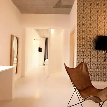 Hotel Mesanto Luxury