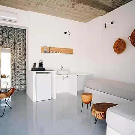 Mesanto Luxury Hotel 3*