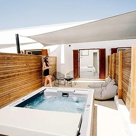 Hotel Mesanto Luxury 3*
